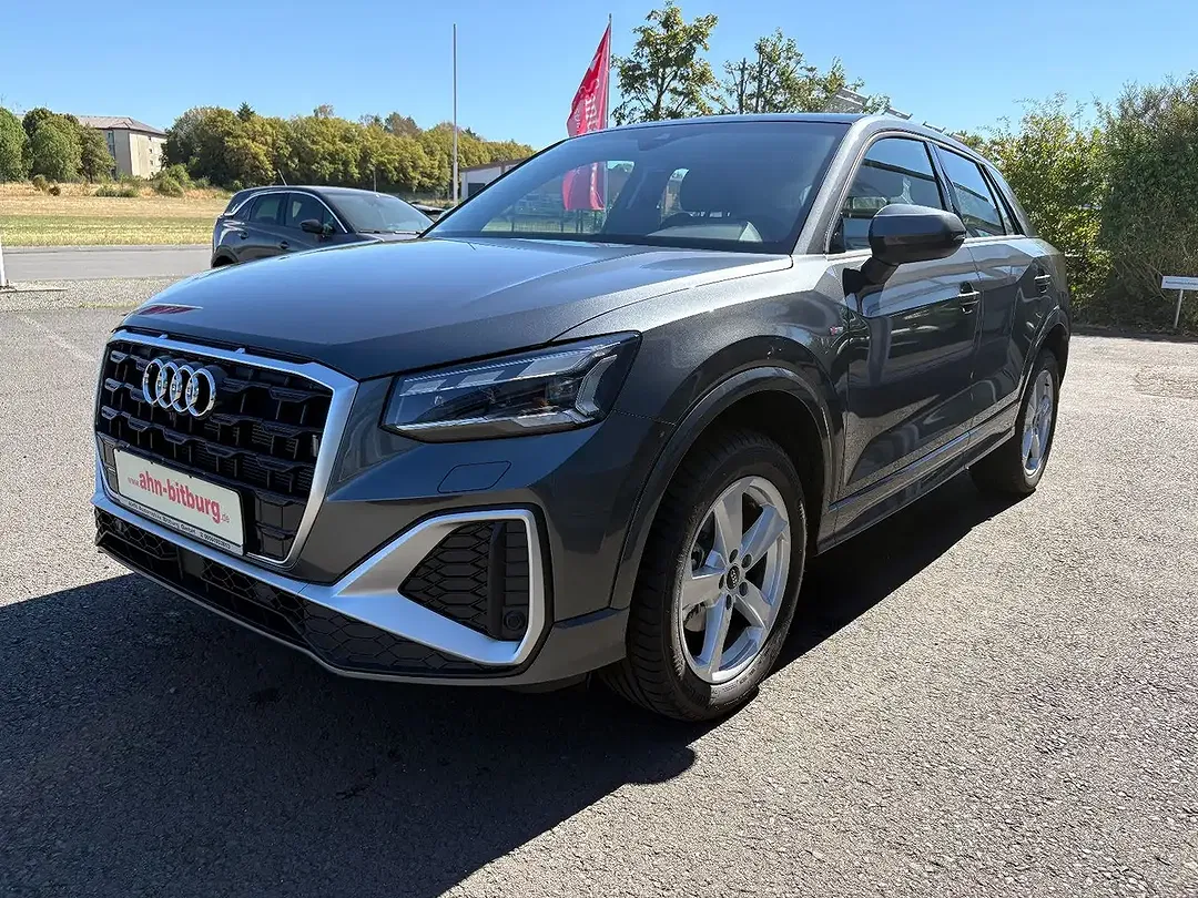 Audi Q2 35 TFSI AUT Matrix LED S line - Thumbnail 2