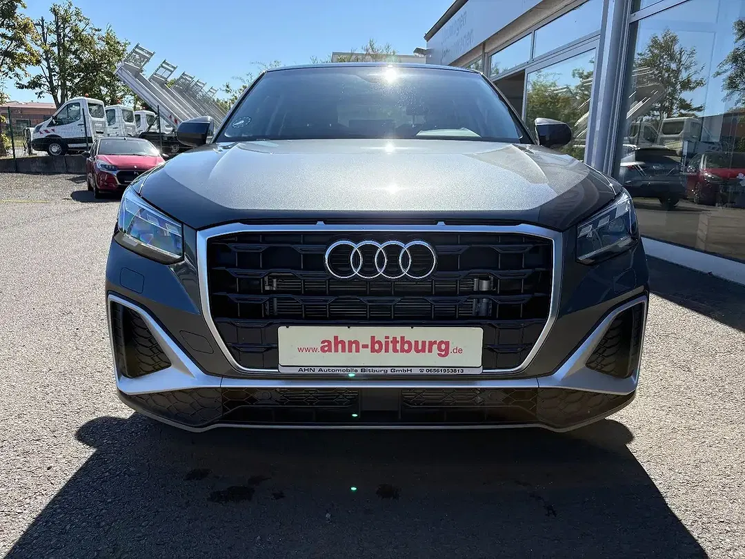 Audi Q2 35 TFSI AUT Matrix LED S line - Thumbnail 3