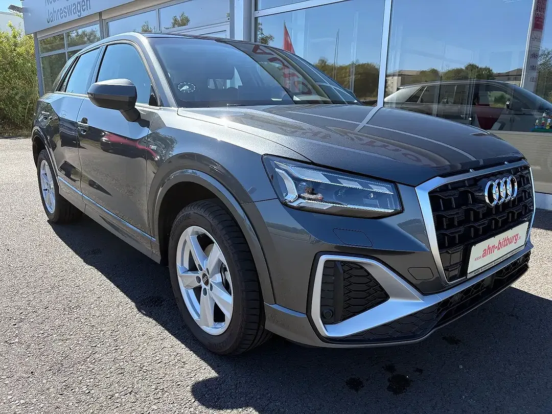 Audi Q2 35 TFSI AUT Matrix LED S line - Thumbnail 4