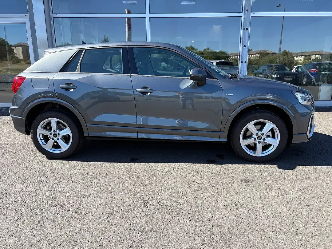 Audi Q2 35 TFSI AUT Matrix LED S line - Thumbnail 5
