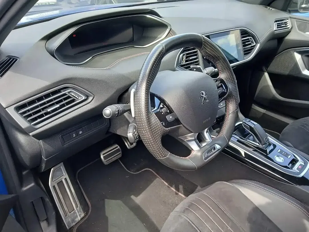 Peugeot 308 GT Pack SW - Thumbnail 7