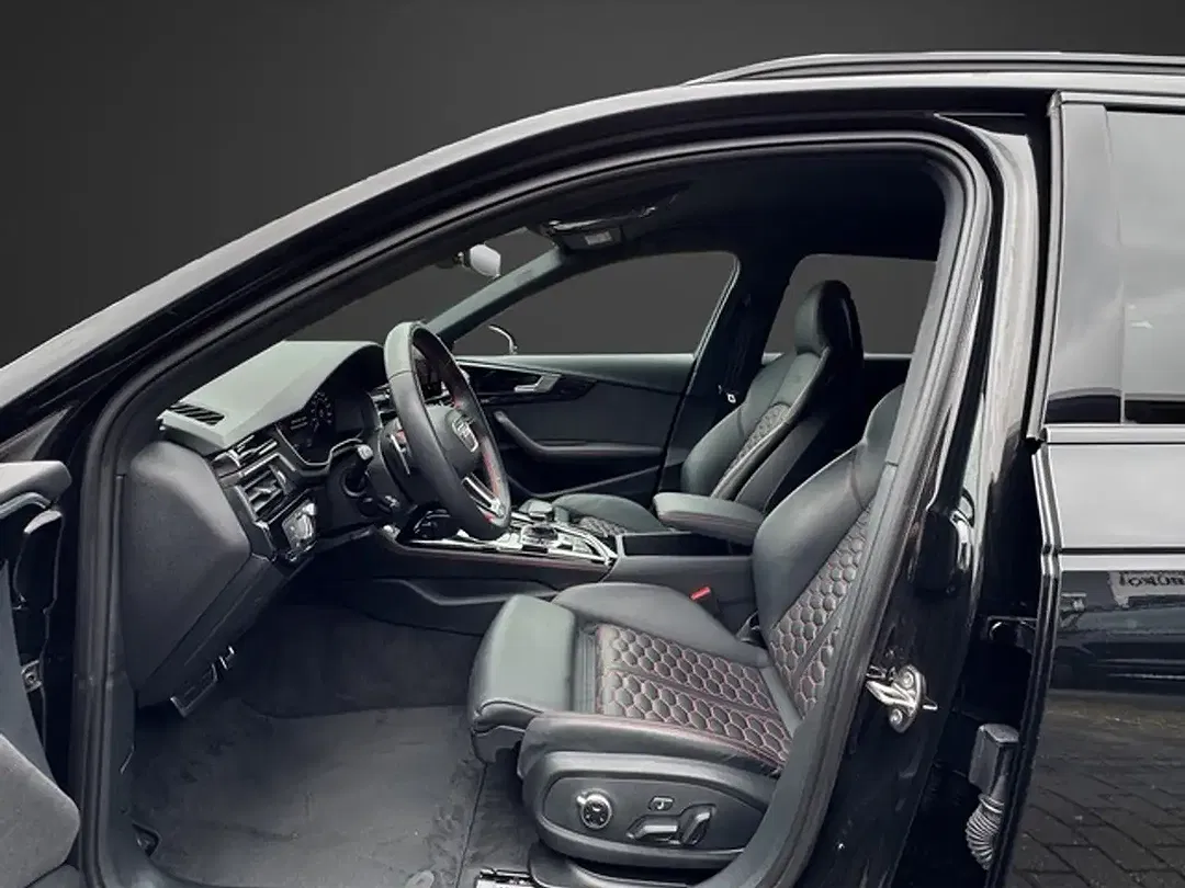 Audi RS4 2.9 TFSI quattro Avant - Thumbnail 13
