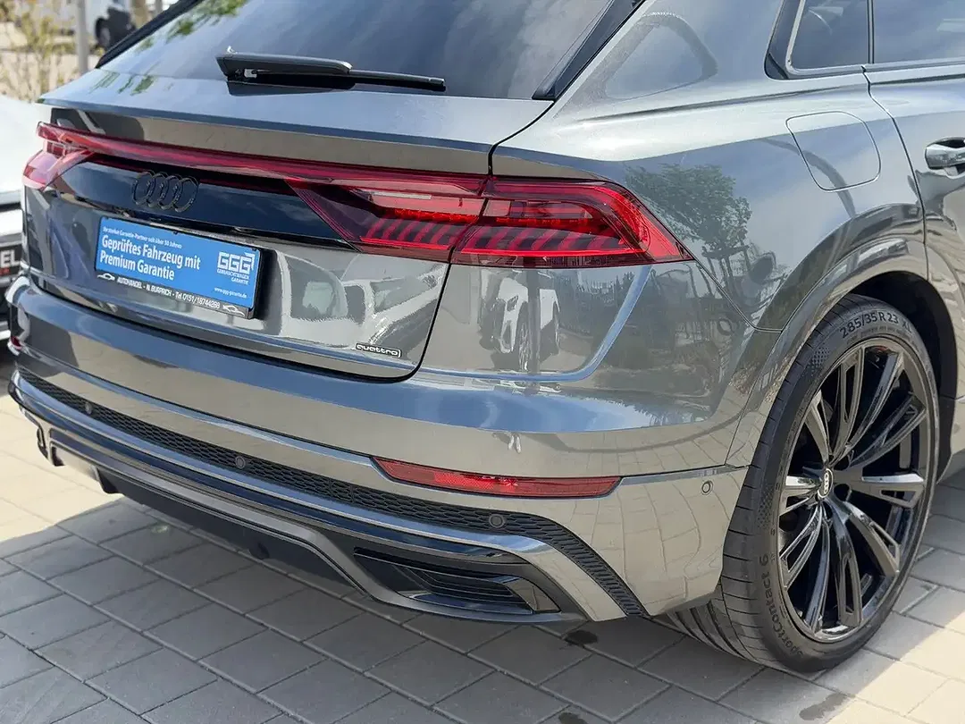 Audi Q8 55 TFSI e quattro S line - Thumbnail 10