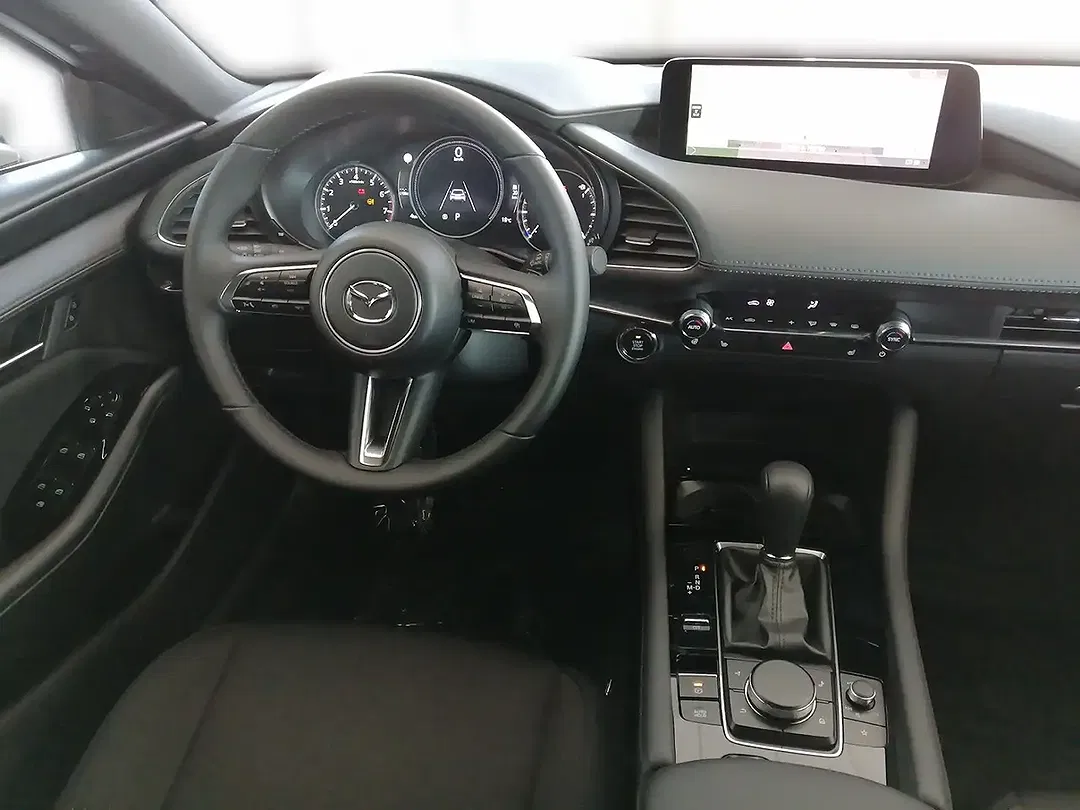 Mazda 3 Centre-Line - Thumbnail 9