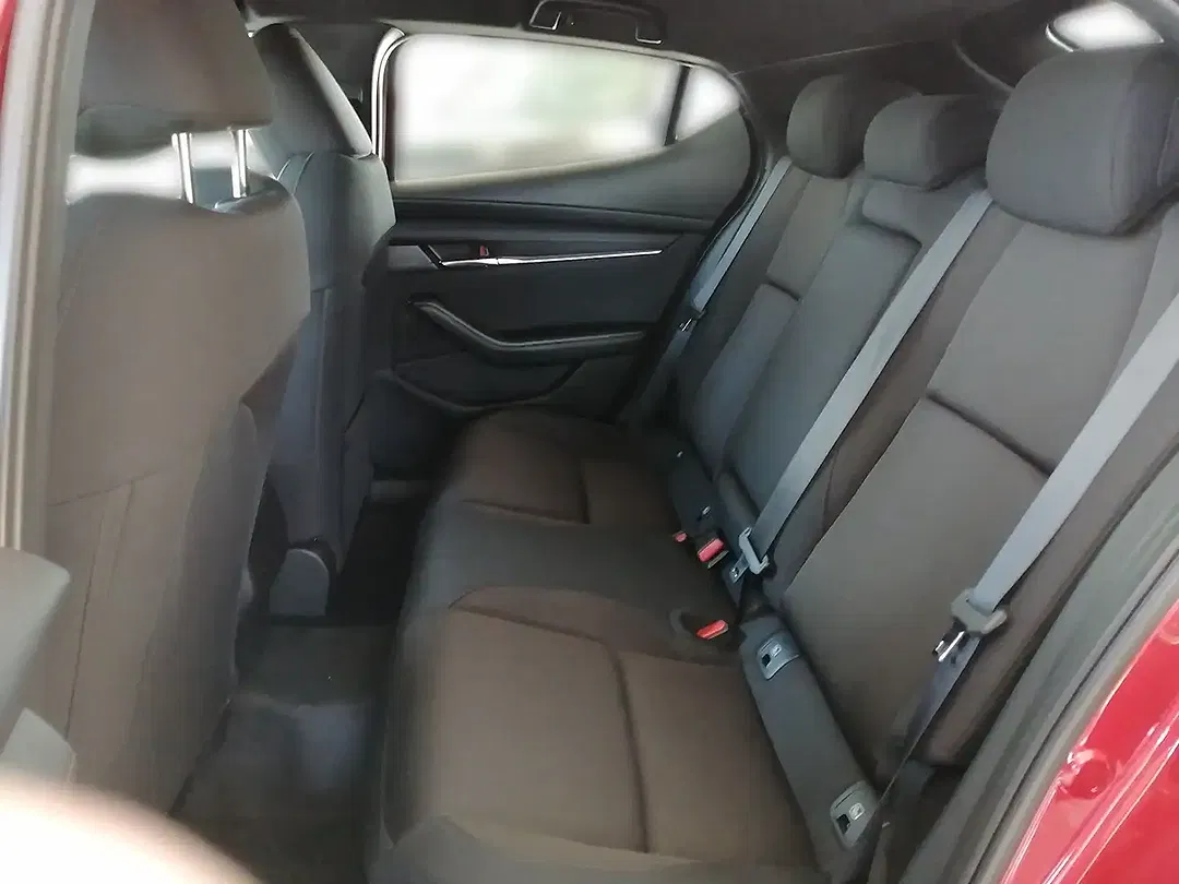 Mazda 3 Centre-Line - Thumbnail 7
