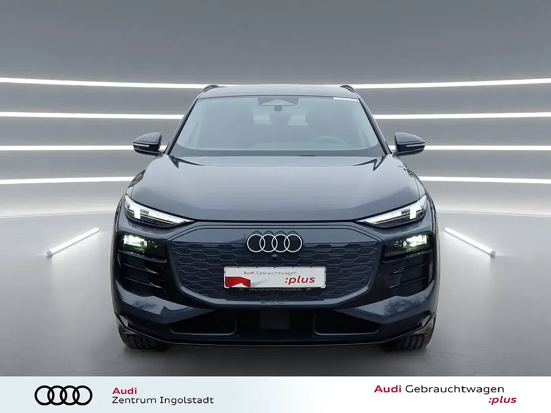 Audi Q6 e-tron - Thumbnail 3