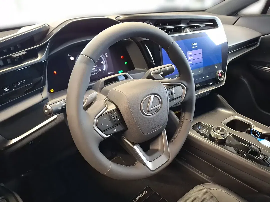 Lexus RZ 300e AUT Executive - Thumbnail 9