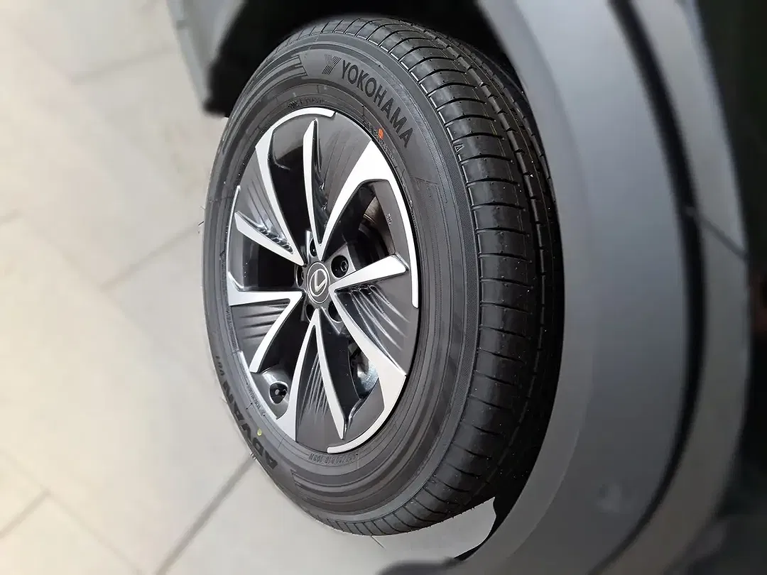 Lexus RZ 300e AUT Executive - Thumbnail 7