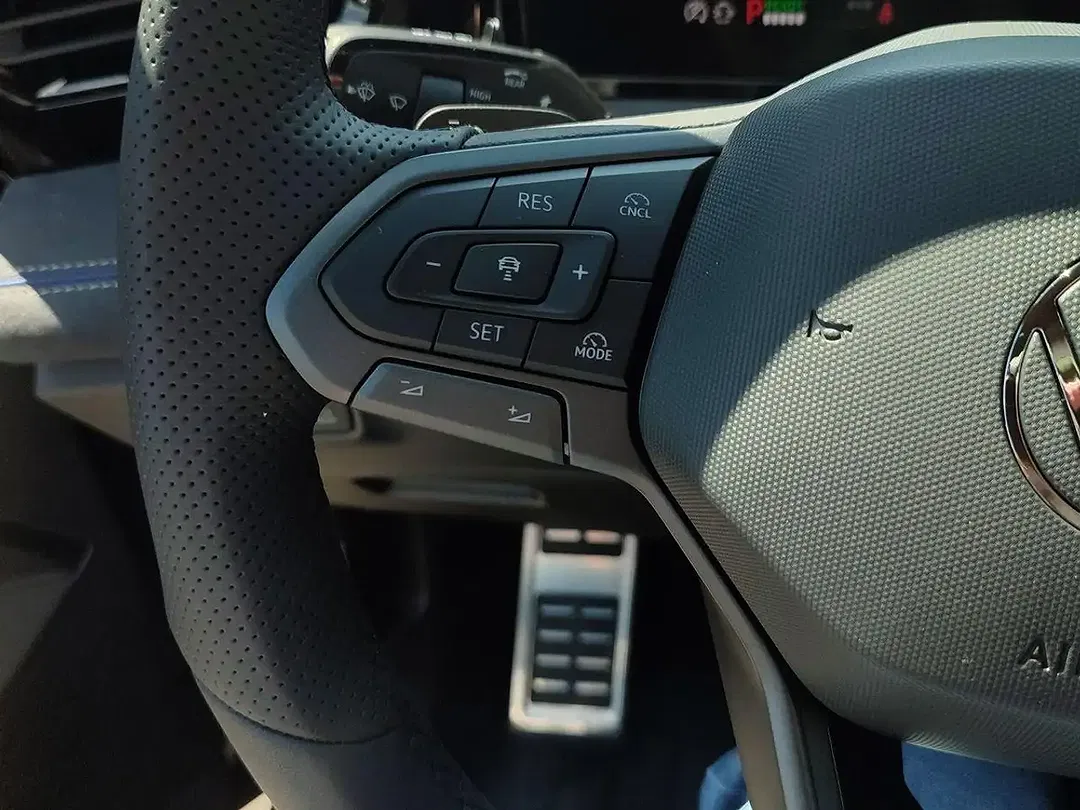 Volkswagen Tiguan 1.5 eHybrid R-Line - Thumbnail 11