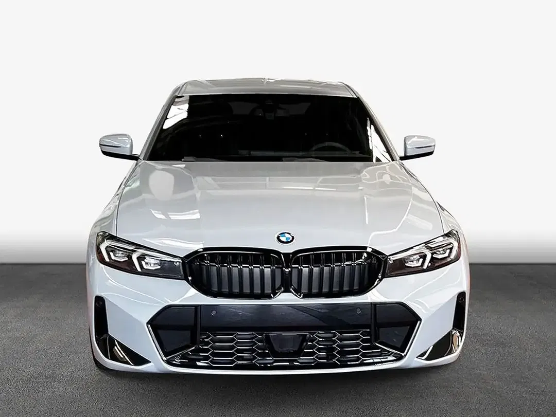 BMW 320 AUT xDrive - Thumbnail 3