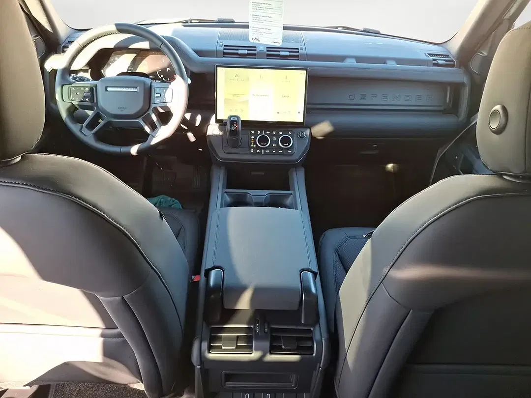 Land Rover Defender D200 110 SE - Thumbnail 3