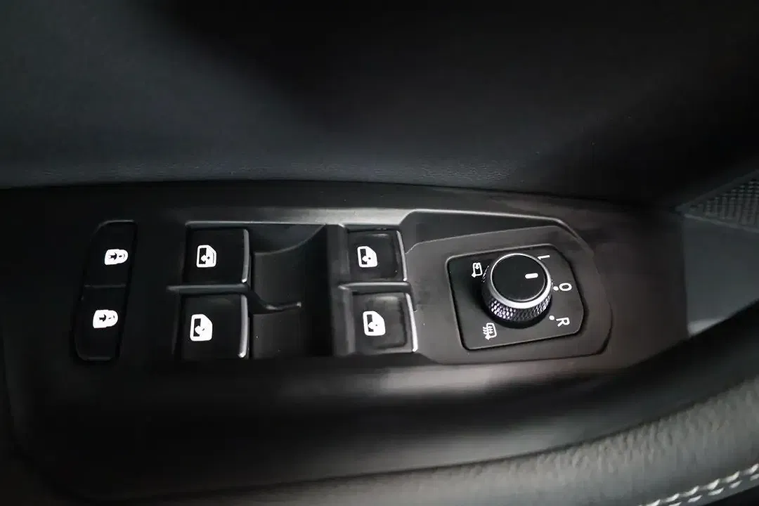 Volkswagen Touareg 3.0 V6 TDI 4Motion R-Line Edition - Thumbnail 7