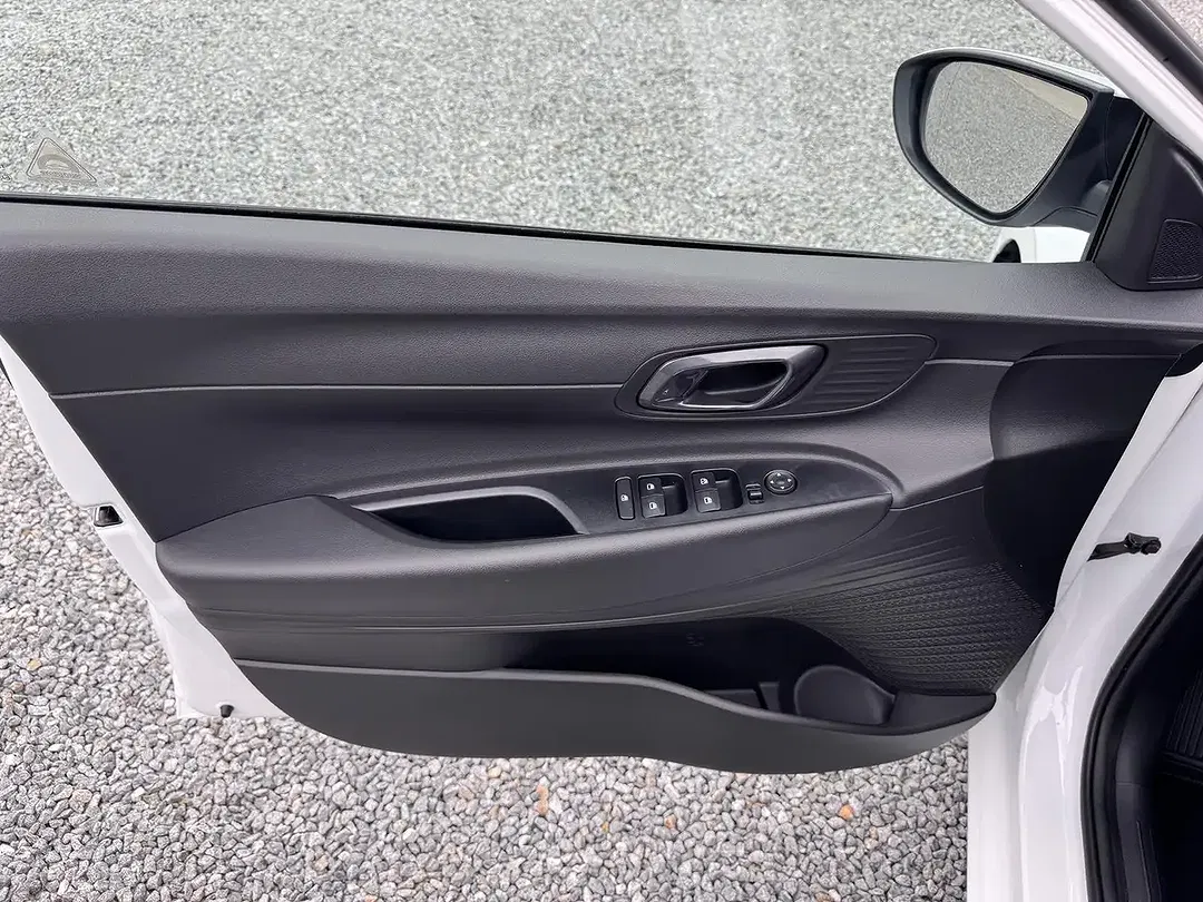 Hyundai i20 AUT Family - Thumbnail 14
