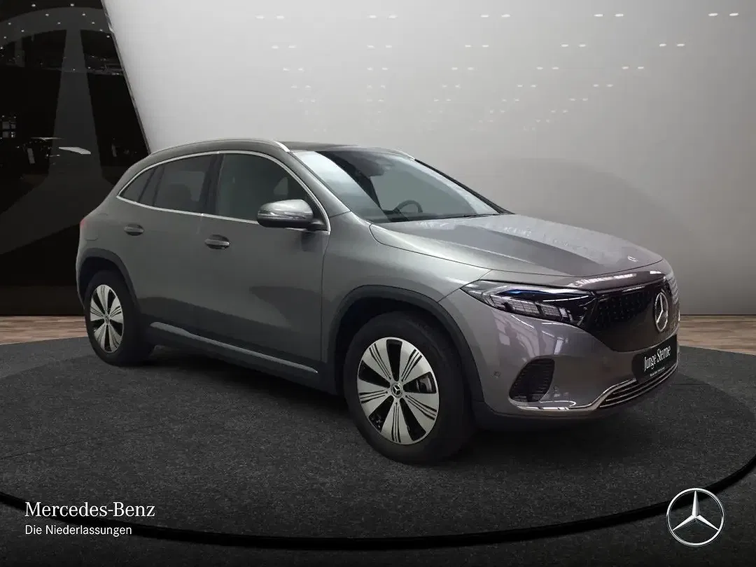 Mercedes-Benz EQA 250 - Thumbnail 4