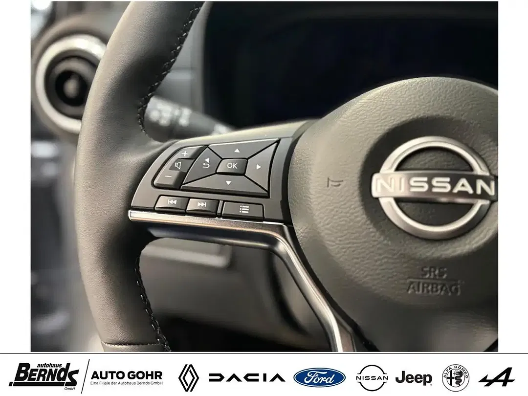 Nissan Juke 1.6 Hybrid 4AMT N-Connecta - Thumbnail 17