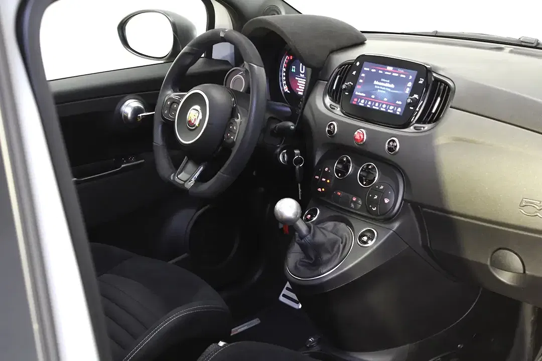 Abarth 695C - Thumbnail 12