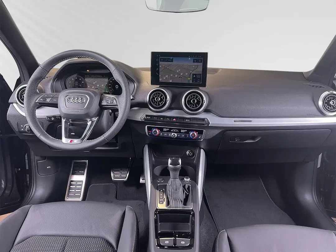 Audi Q2 35 TFSI S tronic competition S line - Thumbnail 6