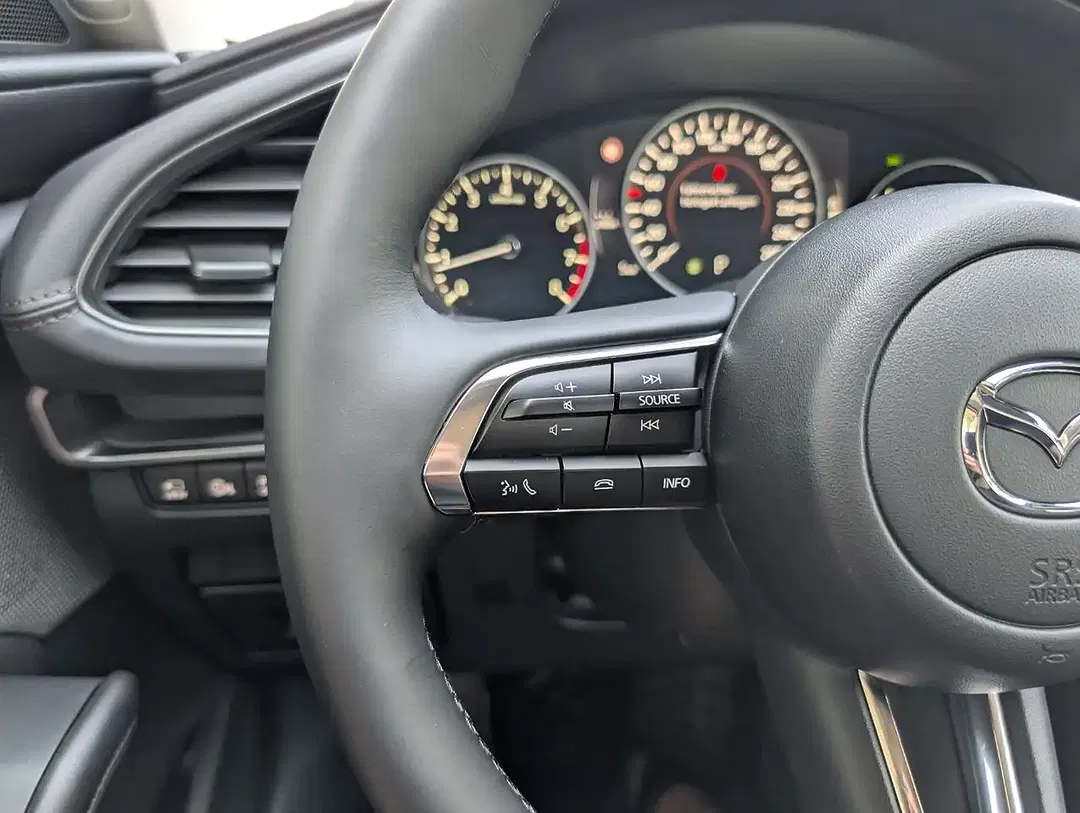 Mazda 3 2.5 6AT Takumi - Thumbnail 12