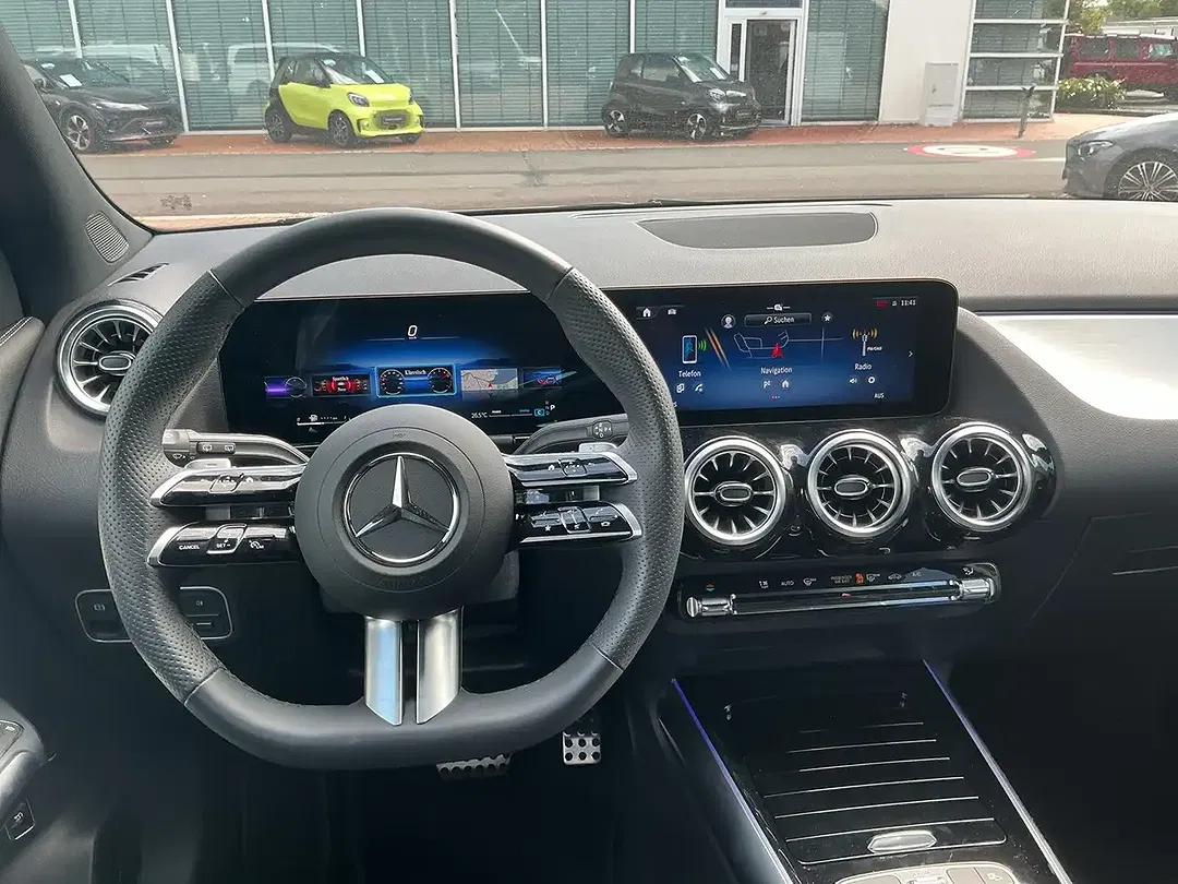 Mercedes-Benz GLA 200 AMG Line Edition - Thumbnail 10