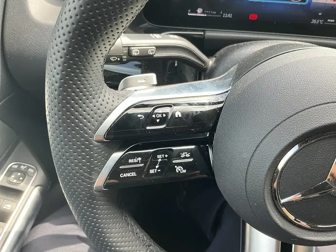 Mercedes-Benz GLA 200 AMG Line Edition - Thumbnail 13