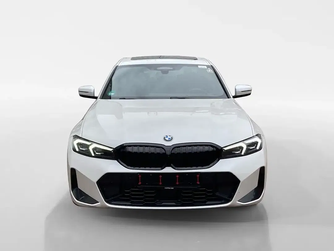 BMW 330 M Sport Pro - Thumbnail 2