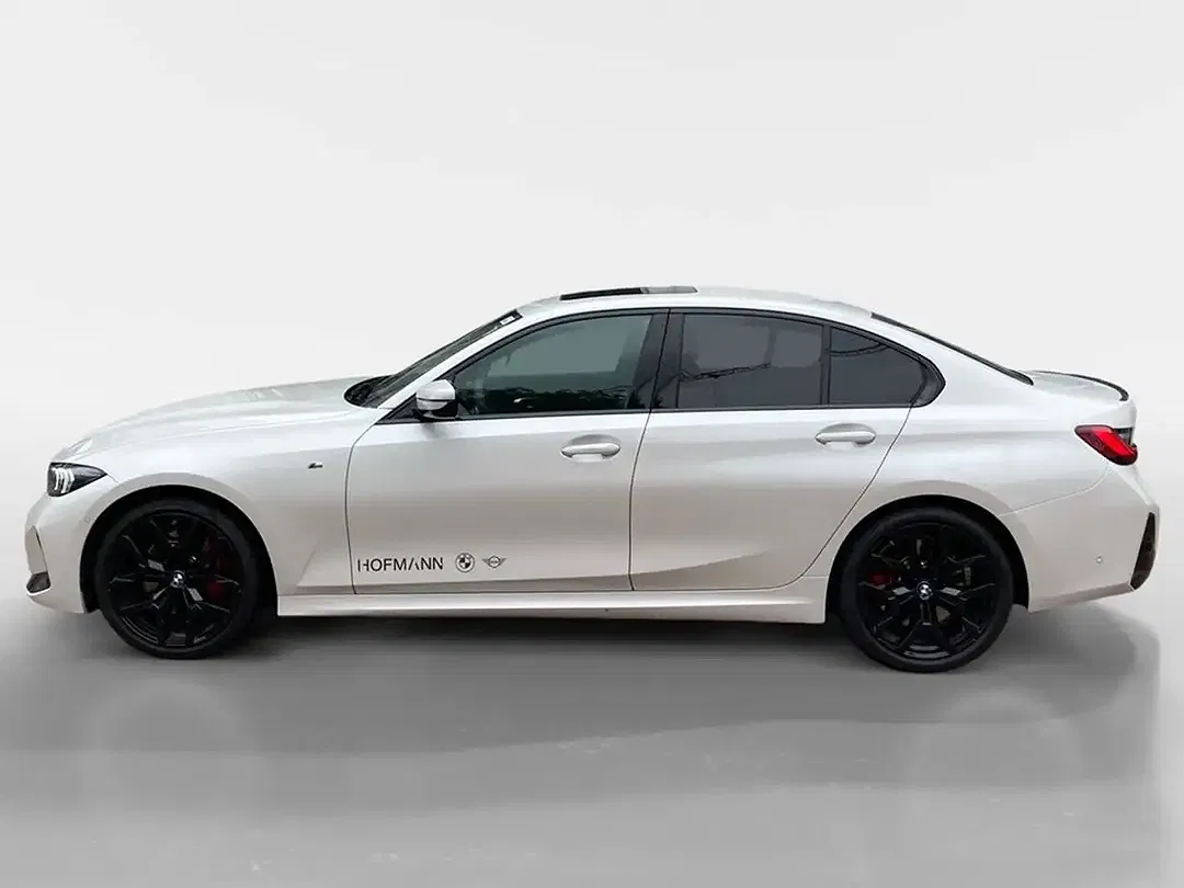 BMW 330 M Sport Pro - Thumbnail 4