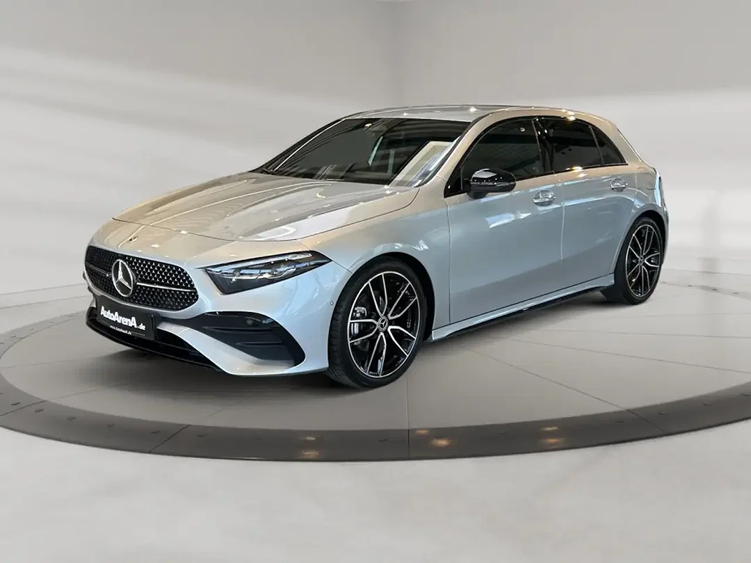 Mercedes-Benz A 200 AUT AMG MBUX Night - Afbeelding 1