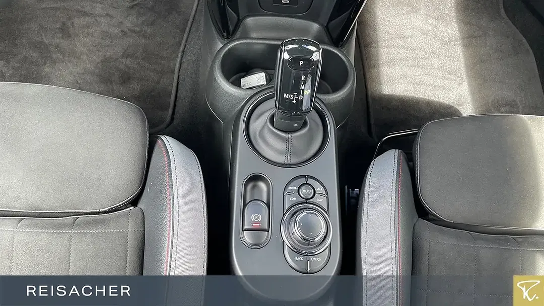 MINI John Cooper Works Cabrio - Thumbnail 11