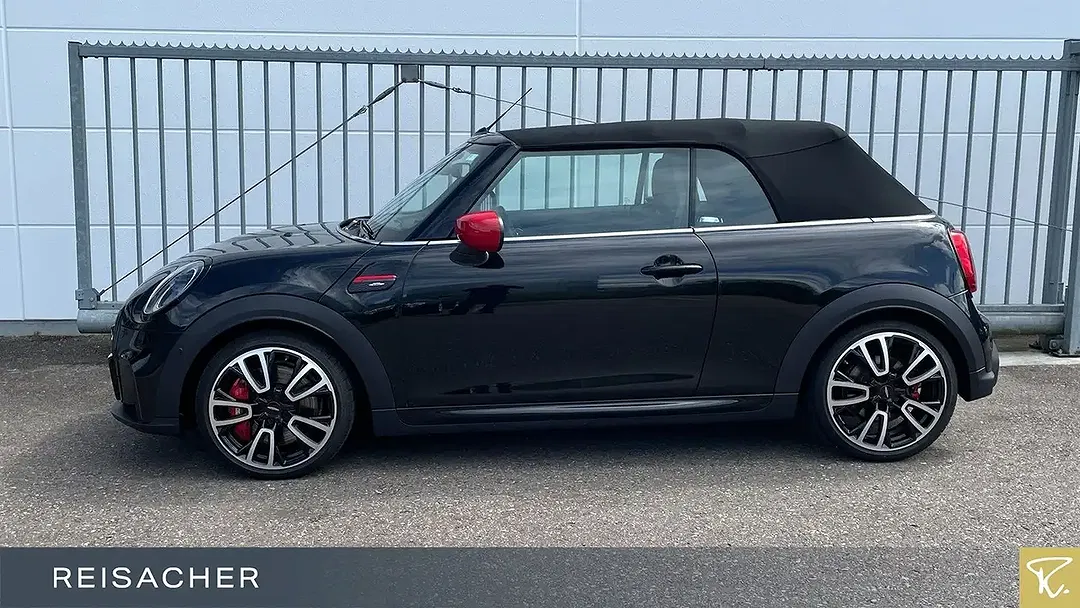 MINI John Cooper Works Cabrio - Thumbnail 9