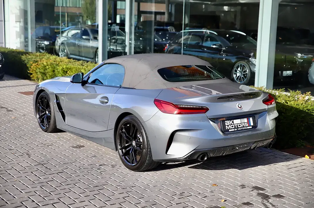 BMW Z4 sDrive - Thumbnail 2