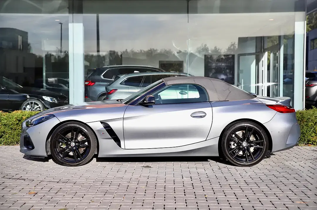 BMW Z4 sDrive - Thumbnail 3