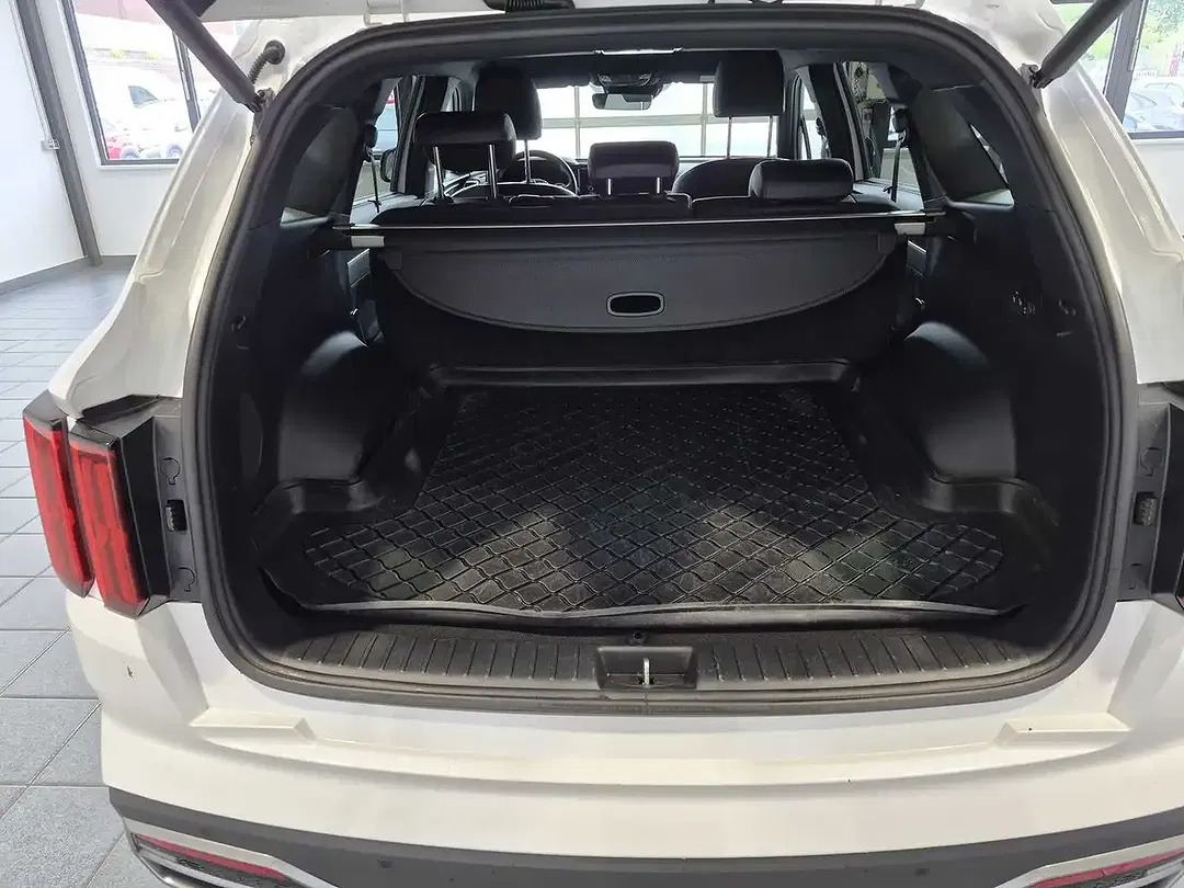 Kia Sorento 1.6 T-GDI Hybrid 4WD - Thumbnail 6