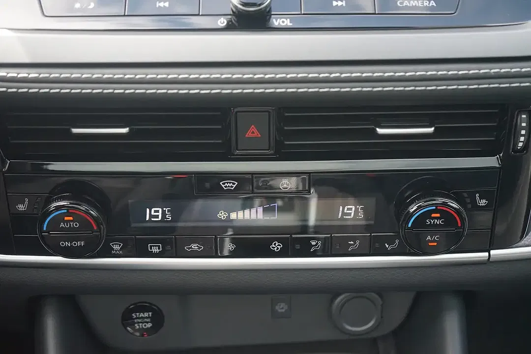 Nissan Qashqai 1.3 DIG-T AUT Tekna - Thumbnail 11