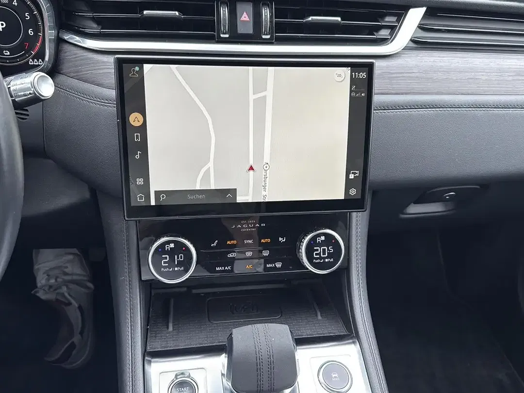 Jaguar F-Pace P400e 4x4 S Black - Thumbnail 10