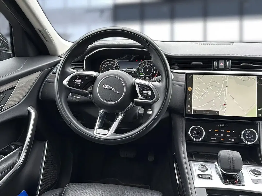 Jaguar F-Pace P400e 4x4 S Black - Thumbnail 11