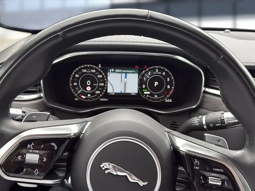 Jaguar F-Pace P400e 4x4 S Black - Thumbnail 8