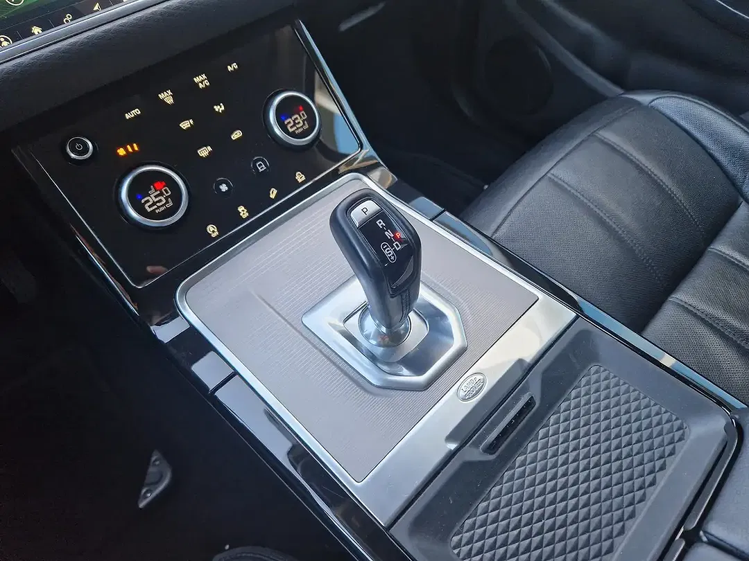 Land Rover Range Rover Evoque 2.0 - Thumbnail 12
