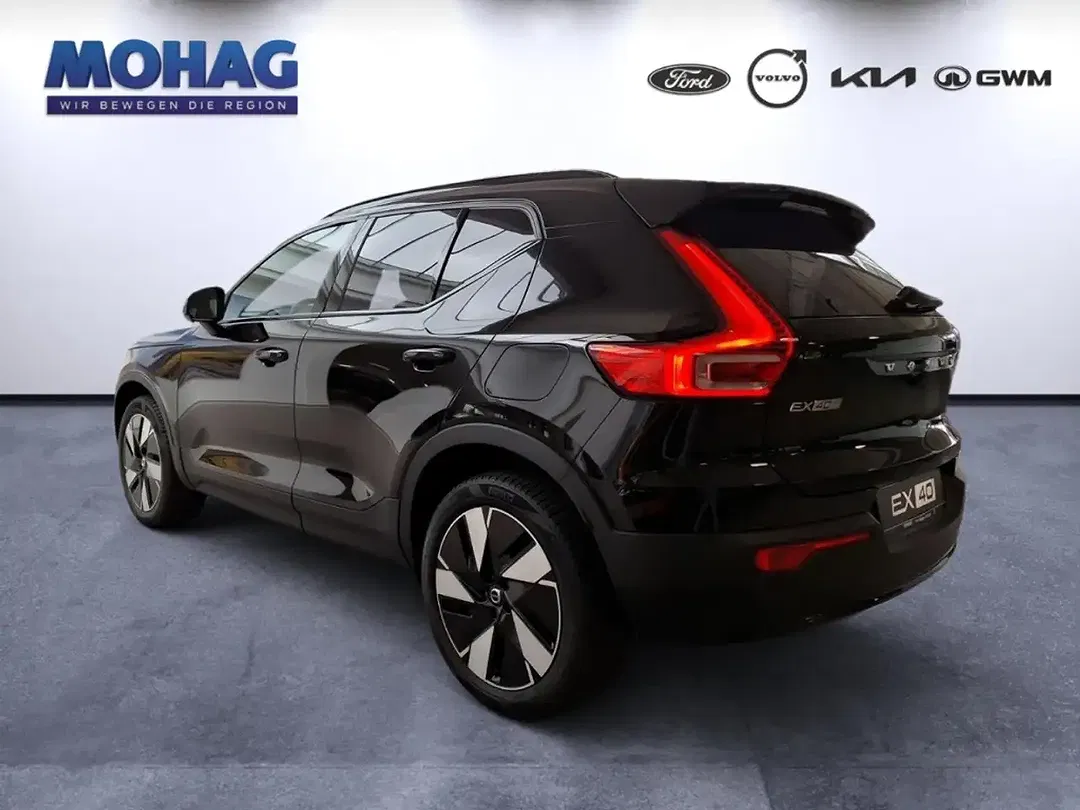 Volvo EX40 Single Motor Plus Dark - Thumbnail 4