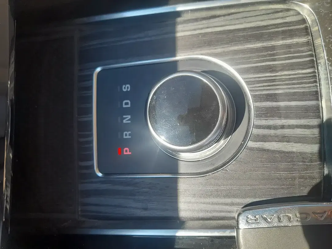 Jaguar F-Pace 20d 4x4 Prestige - Thumbnail 12