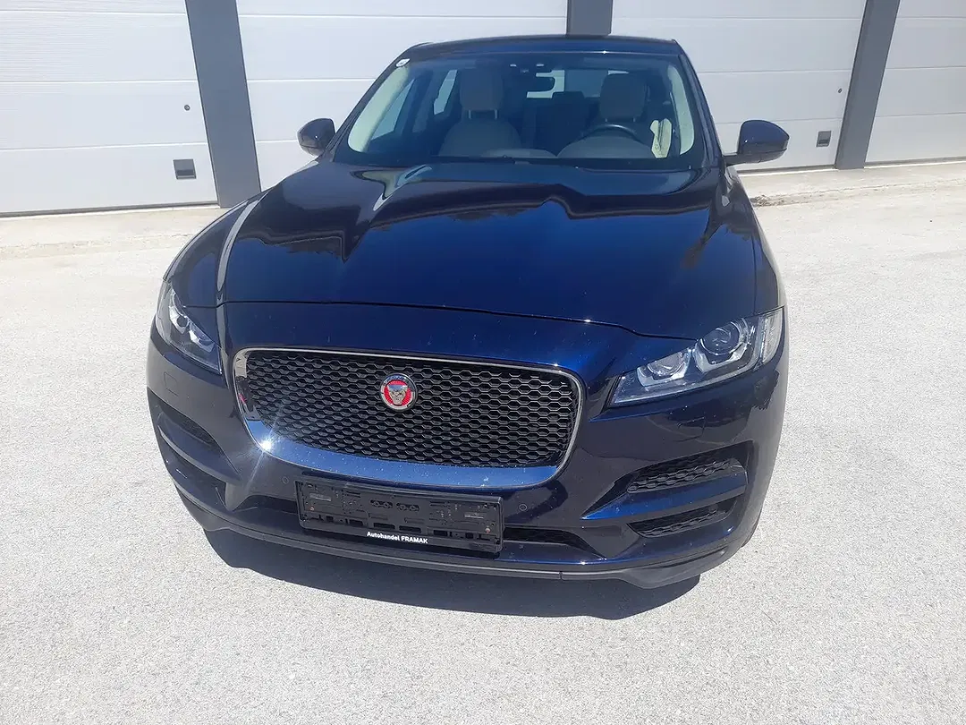Jaguar F-Pace 20d 4x4 Prestige - foto 2