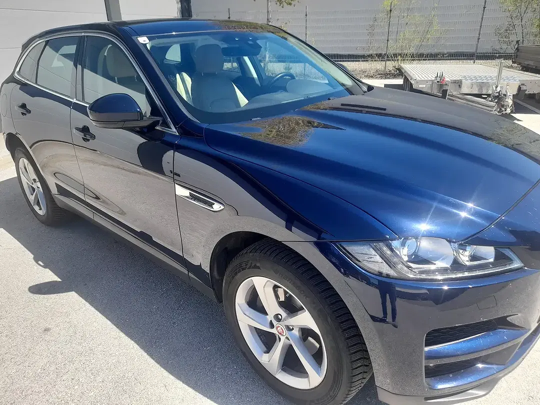 Jaguar F-Pace 20d 4x4 Prestige - Thumbnail 6