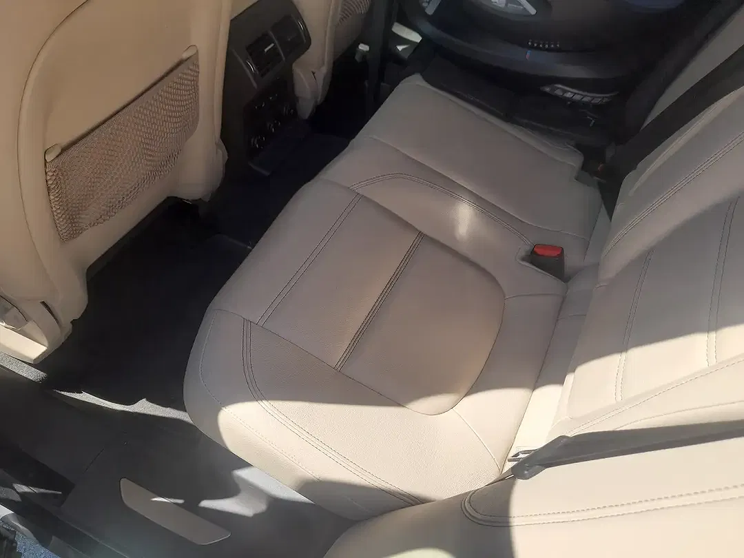 Jaguar F-Pace 20d 4x4 Prestige - Thumbnail 8