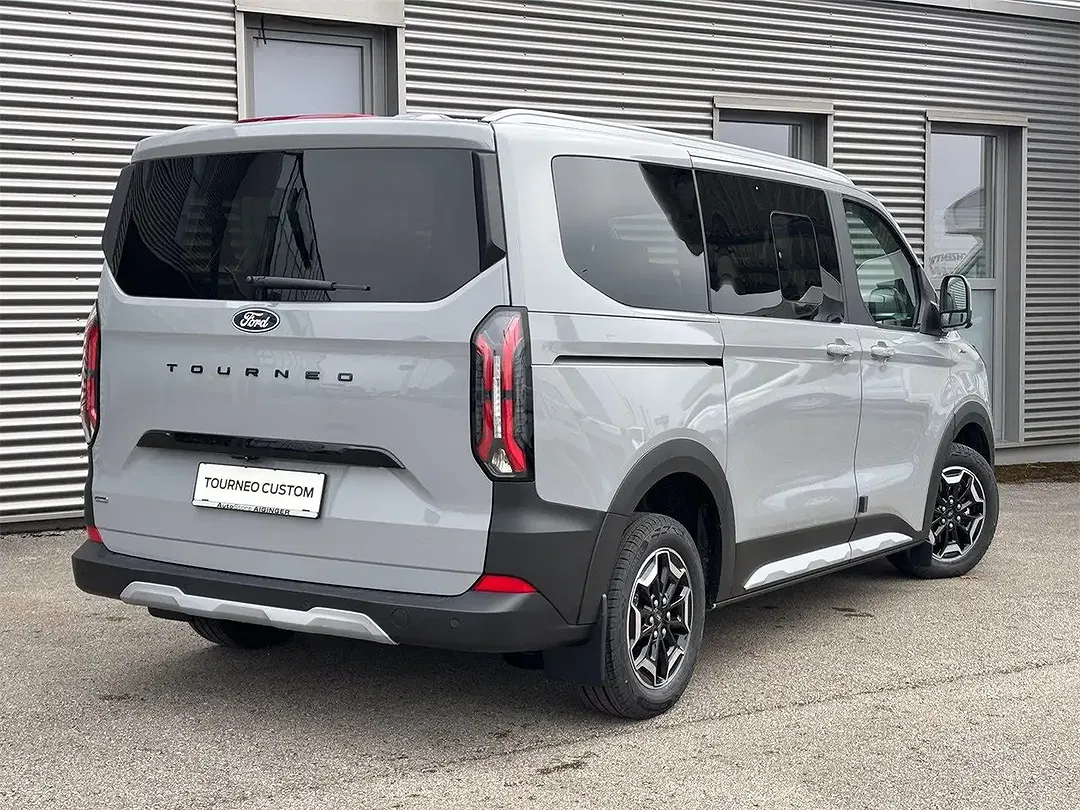 Ford Tourneo Custom PHEV Active - Thumbnail 4