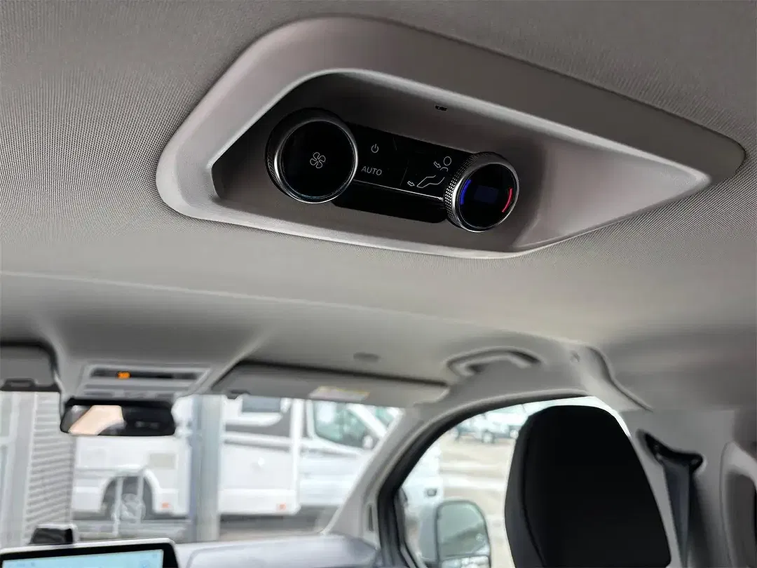 Ford Tourneo Custom PHEV Active - Thumbnail 7