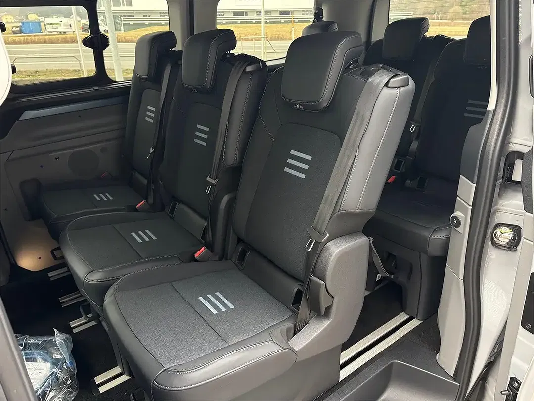Ford Tourneo Custom PHEV Active - Thumbnail 8