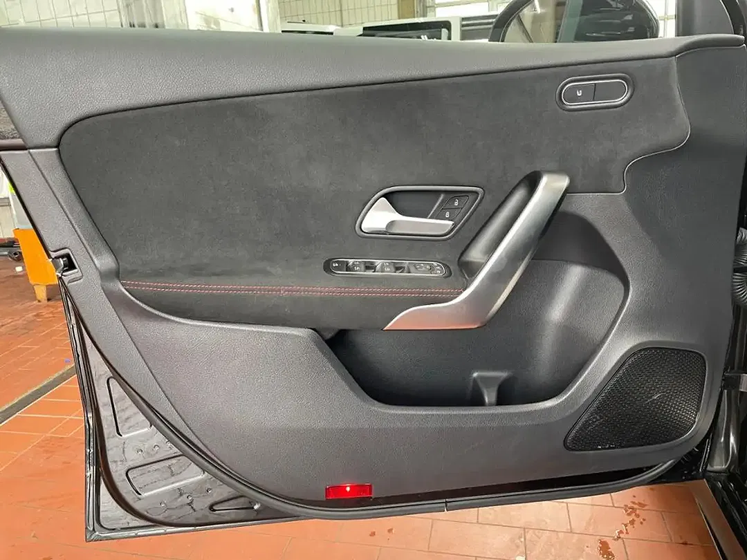 Mercedes-Benz A 180 AMG MBUX - Thumbnail 16