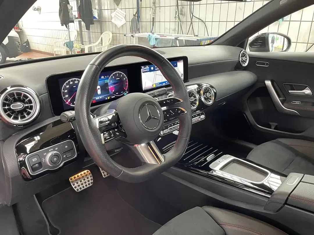 Mercedes-Benz A 180 AMG MBUX - Thumbnail 17