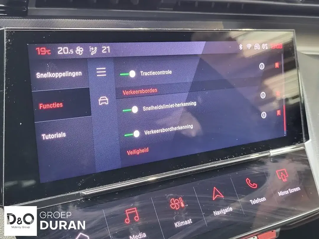 Peugeot 308 PureTech EAT8 GT - Thumbnail 24