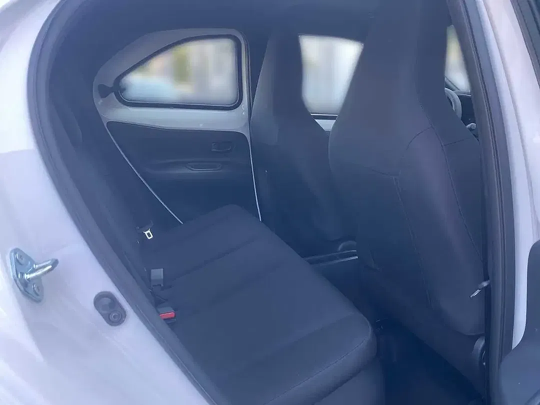 Toyota Aygo X 1.5 Hybrid Active - Thumbnail 7