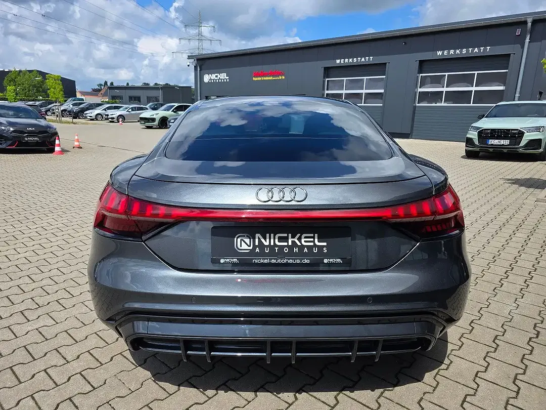 Audi e-tron GT quattro Matrix LED - Thumbnail 4